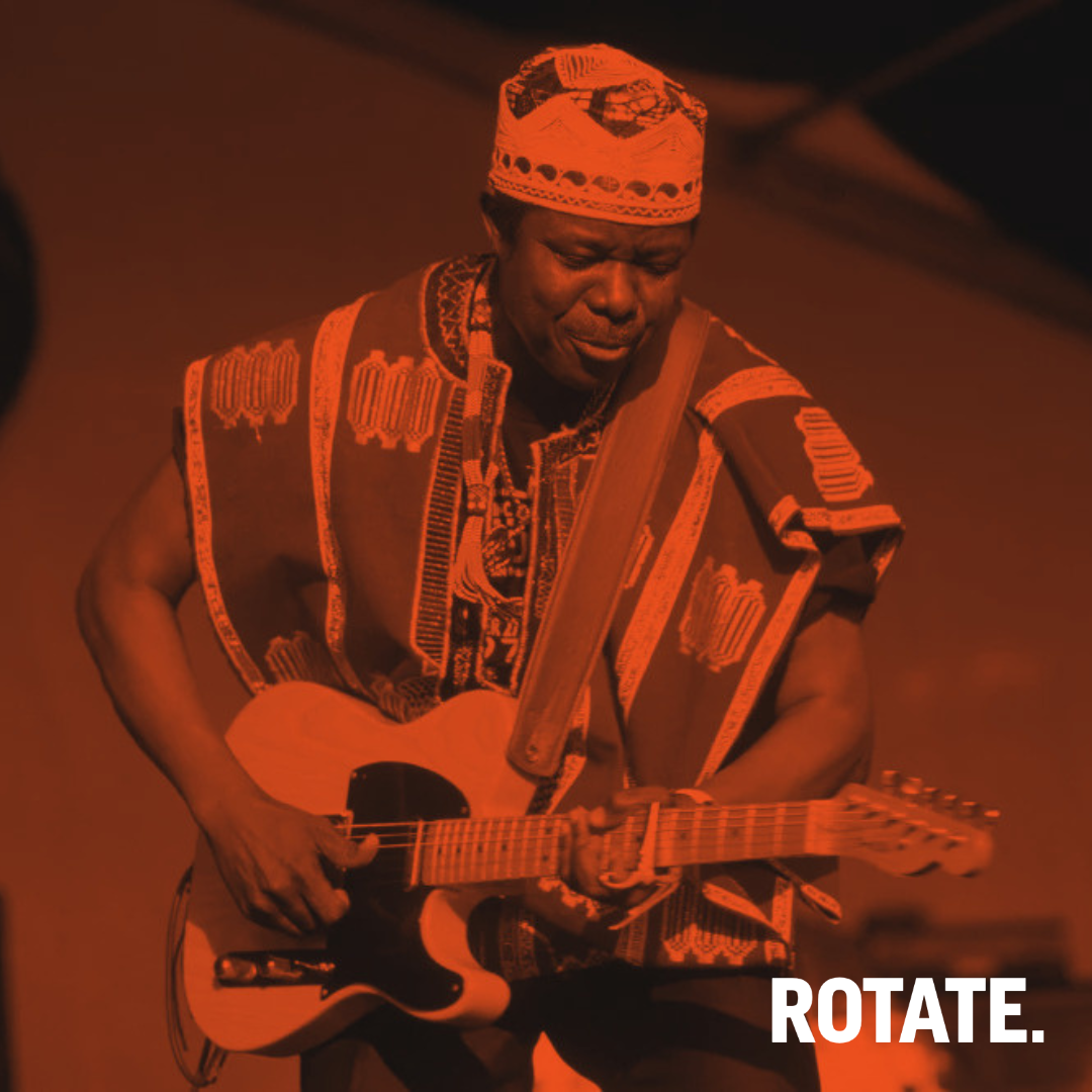 King Sunny Adé performing